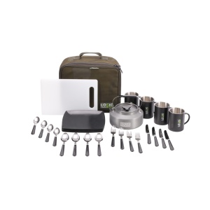 Набор посуды для четырех персон с чайником LOGIC CARP 4MAN MUGS & KETTLE DINNING SET (тарелки, вилки